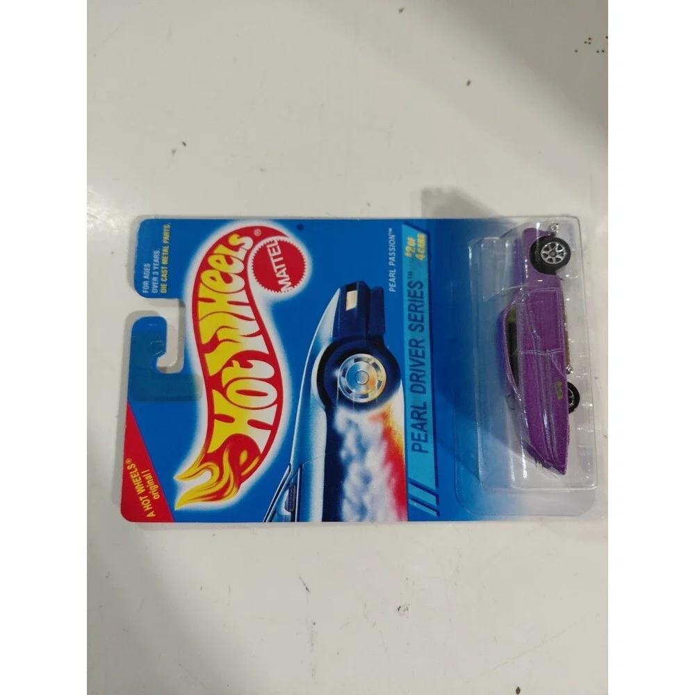 NIP Hot Wheels Pearl Drivers 1:64 DieCast Pearl Passion Mercury Coupe Car B